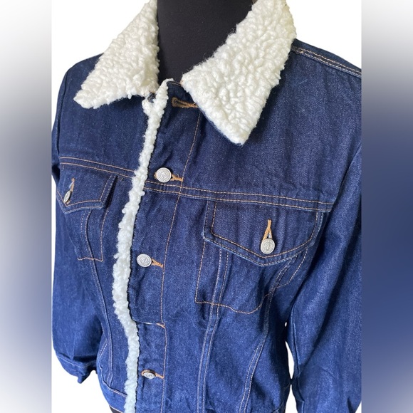 Z Cavaricci Dark Wash Denim Jean Jacket, Trucker Jacket With Sherpa Trim, Small - Picture 2 of 6